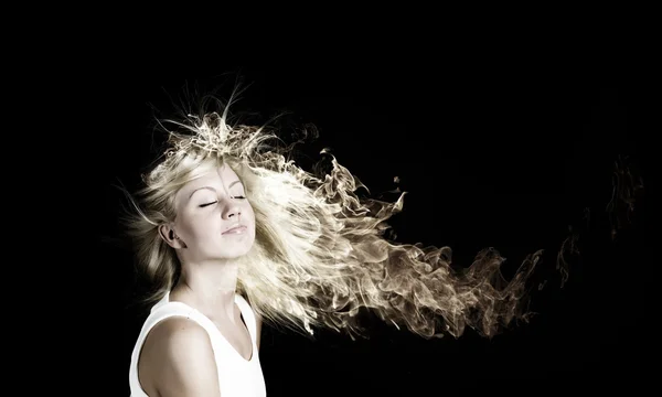 Blonde en feu — Photo