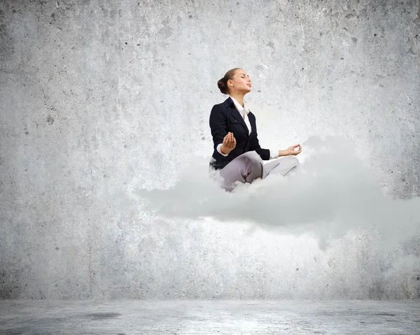 Relaxed businesswoman — Stock Photo, Image