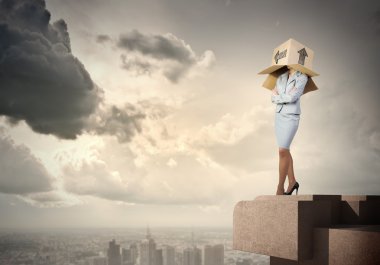 kutu başına kadınla