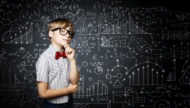 Akıllı okul çocuğu