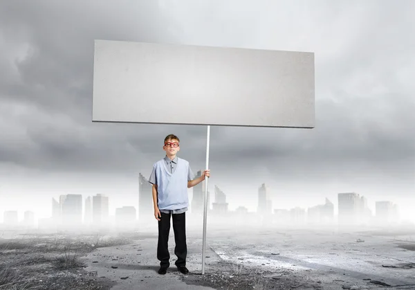 Menino com banner — Fotografia de Stock