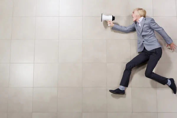 Homem de negócios com megafone — Fotografia de Stock