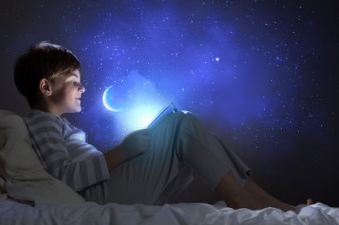 tablet pc ile çocuk