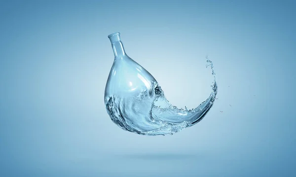 Víz fröccsenése üvegből — Stock Fotó