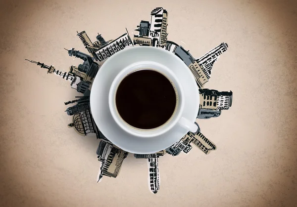 Kopp kaffe mot skiss bakgrund — Stockfoto
