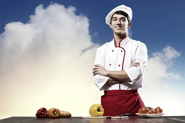 Jovem cozinheiro alegre — Fotografia de Stock