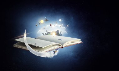 Kitap dünyası konsepti. Karışık ortam