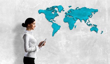 İş ve yenilik kavramı. Karışık ortam