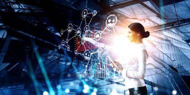 İş ve yenilik kavramı. Karışık ortam