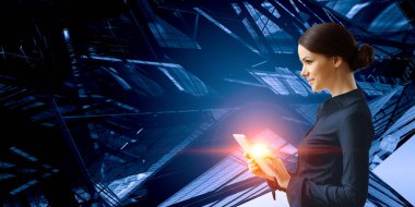 İş ve yenilik kavramı. Karışık ortam