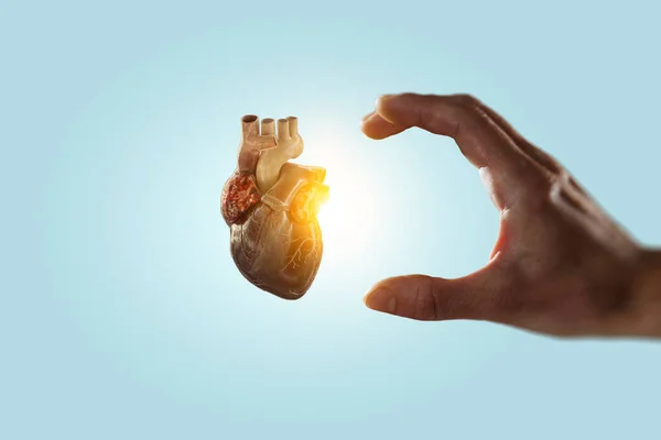 Concetto di medicina innovativa. Simbolo cuore — Foto Stock