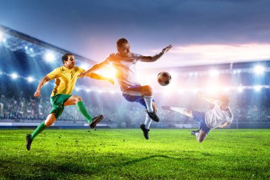 Çevrimiçi spor programı. Karışık ortam