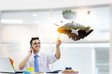 Yeşil bir ortamı savunmak için iş..