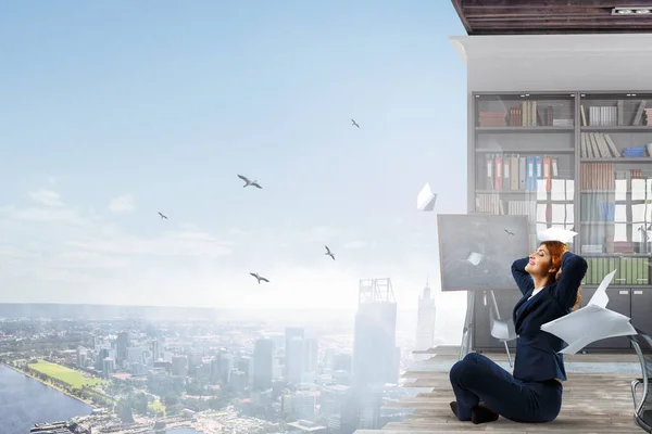 Mooie Zakenvrouw Mediteren Kalm Blijven Geen Stress Gemengde Media — Stockfoto