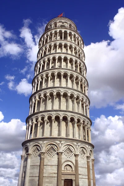 Schiefer Turm von Pisa — Stockfoto