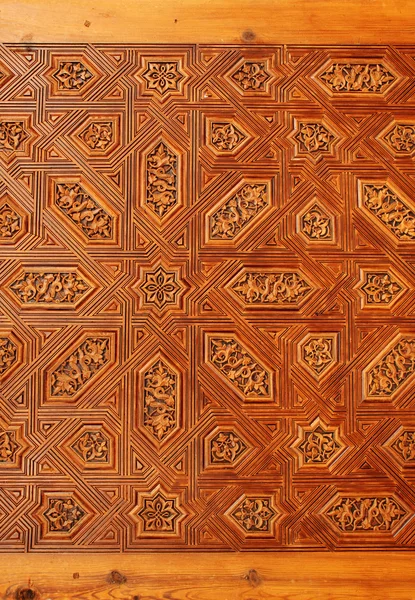 Starožitný vyřezávaný dřevěný ornament v alhambra — Stock fotografie