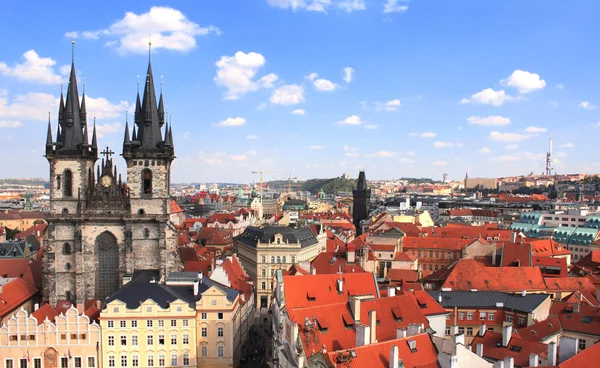 Altstadtplatz, Kirche von Tyn — Stockfoto