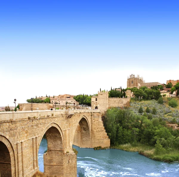 Brug van toledo, Spanje — Stockfoto