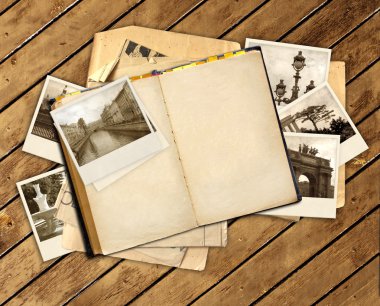 eski kitap ve fotoğrafları
