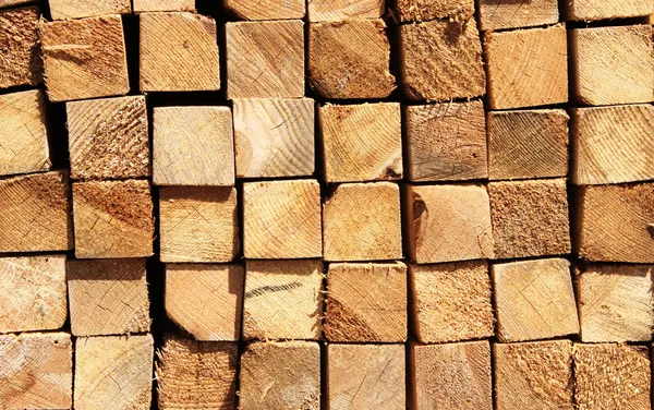 Placas de madeira em um armazém — Fotografia de Stock