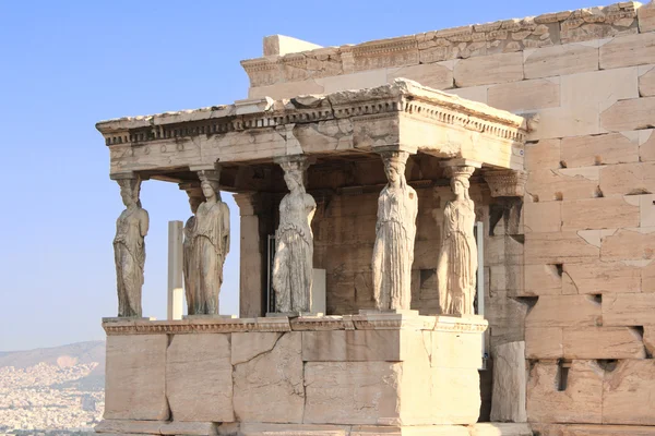 Porche de cariátides en Erechtheum de la Acrópolis ateniense, Greec — Foto de Stock