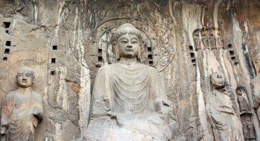 Longmen mağarasını Buda'nın heykeli ile