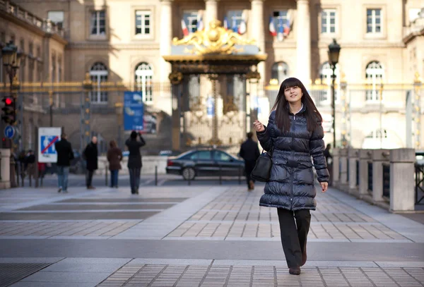 Paris güzel esmer turist polis ili yakın