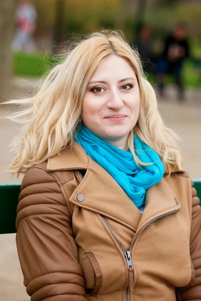 Beautiful blonde woman outdoors — Stock Photo, Image