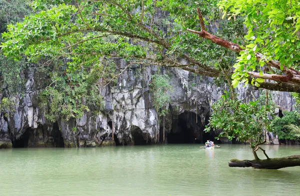 Vchod do puerto princesa podzemní řeka — Stock fotografie