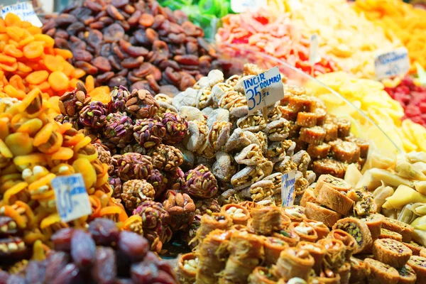 Delicious Turkish sweets — Stock Photo, Image