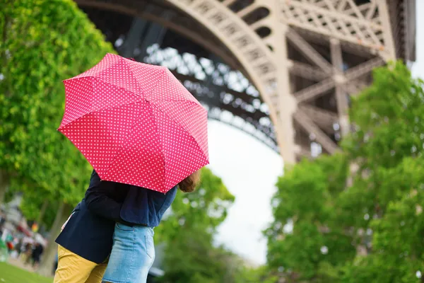 Paris paraguas fotos de stock, imágenes de Paris paraguas sin royalties |  Depositphotos