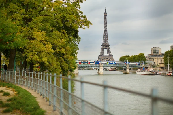 Eiffel tower — Stock Photo, Image