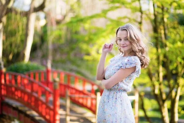 Young tourist in Japan on a spring day — Stock Photo, Image