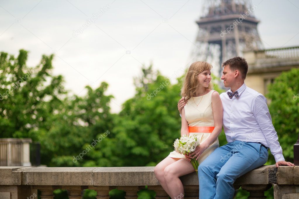 Just married couple near the Eiffel tower