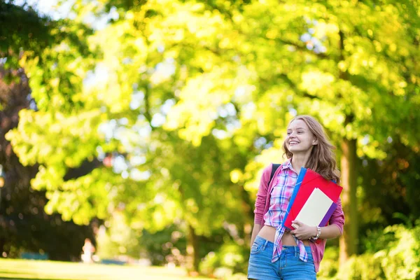 Student girl outdoors going back to school — Stock Photo, Image