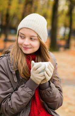 Kız Açık Café Paris