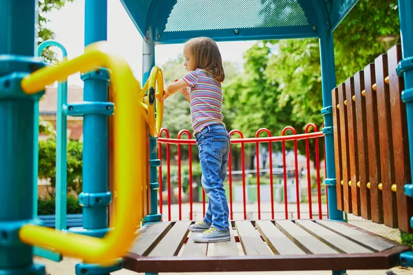 Adorable Little Girl Playground Sunny Day Preschooler Child Playing Slide — Stock Photo, Image