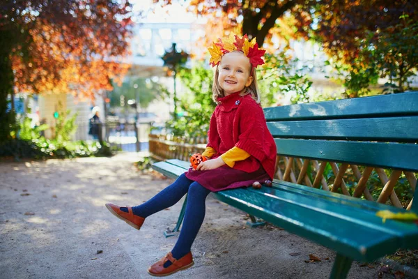 Adorable Little Girl Red Poncho Walking Autumn Park Sunny Fall — Stock Photo, Image