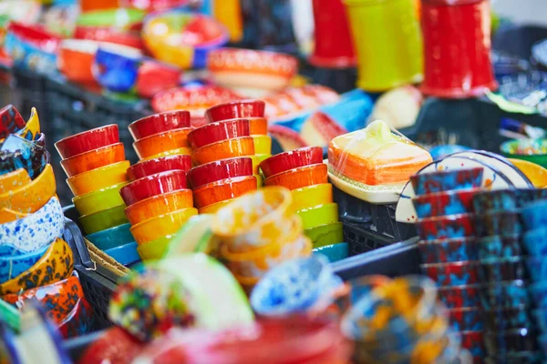 Colorful Clay Crockery Farmer Market Cucuron Provence France — Foto de Stock