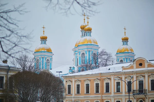 Widok Katedrę Mikołaja Zimny Śnieżny Zimowy Dzień Sankt Petersburgu Rosja — Zdjęcie stockowe