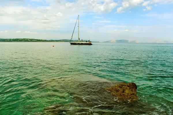 Sailboat above Aegean sea. — Stock Photo, Image