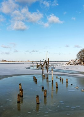 ahşap breakwatre zarar.