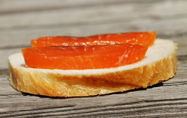 Bread with salmon. — Stock Photo, Image