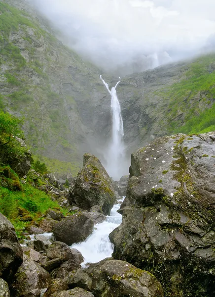 Noorwegen waterval. — Stockfoto