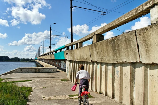 Puente de la isla en Riga . —  Fotos de Stock