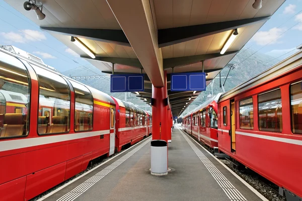 Red trains. — Stock Photo, Image