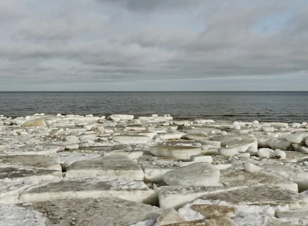 Vintern och havet. — Stockfoto