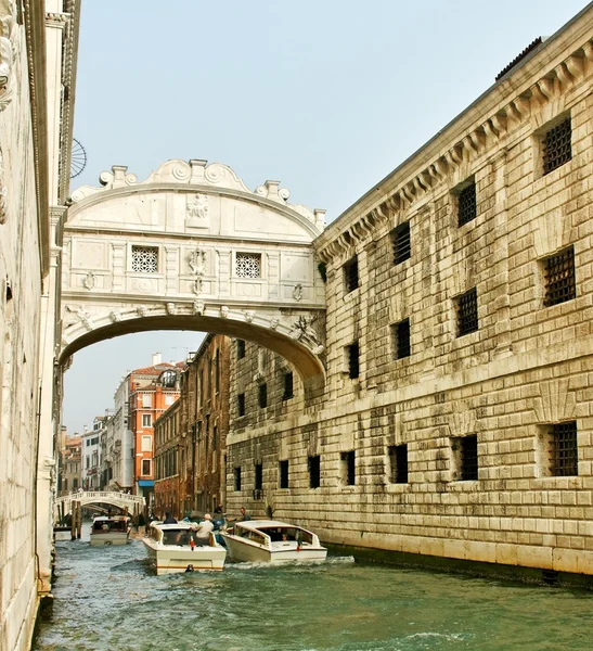Venezia v turistické sezoně. — Stock fotografie