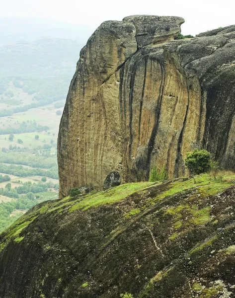 メテオラの大きな山. — ストック写真