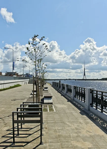 Riga at the river. — Stock Photo, Image